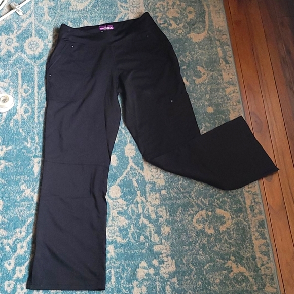 Black yoga scrub pants